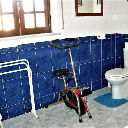 Baleal - Large Near Up To 12 Pax+2 Ch فيلة