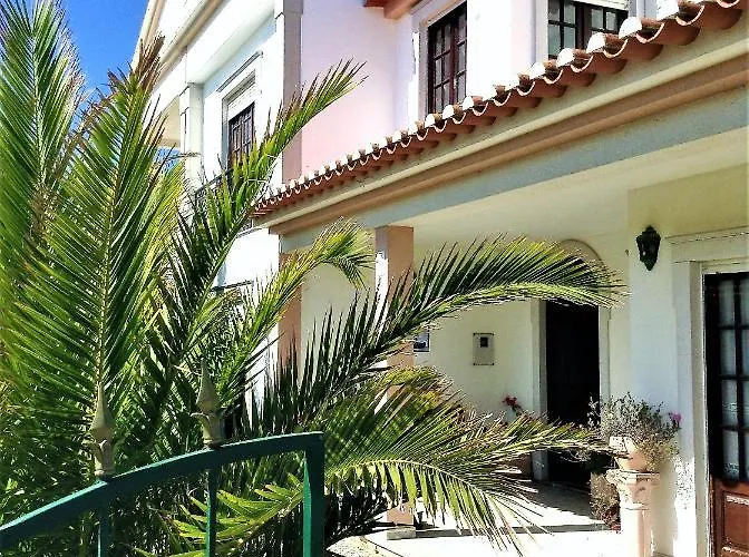 Baleal - Large Near Up To 12 Pax+2 Ch *